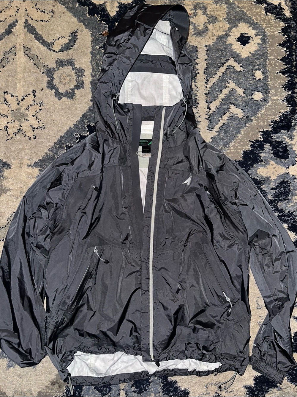 Vintage Eastern Mountain Sports EMS Women's Rain Jacket Shell Windbreaker small